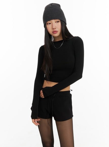 solid-back-drawstring-cropped-long-sleeve-cm408