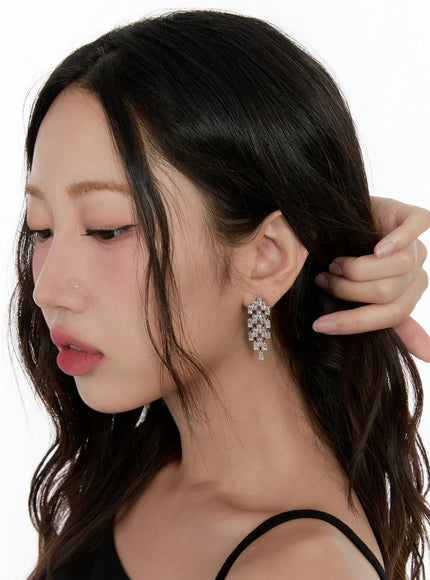 flowing-cubic-earrings-cg501