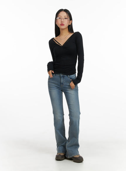 slim-fit-shirred-v-neck-long-sleeve-cm411