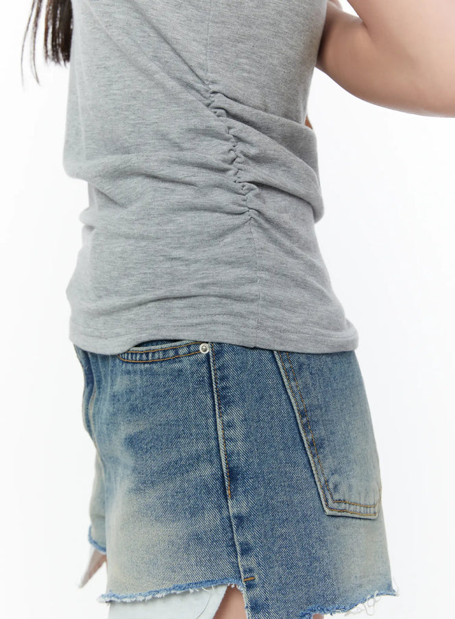 basic-halter-neck-sleeveless-top-cy514