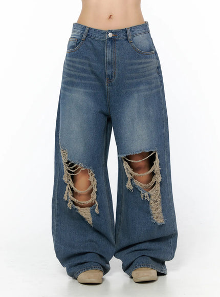 mika-distressed-wide-leg-jeans-cu512