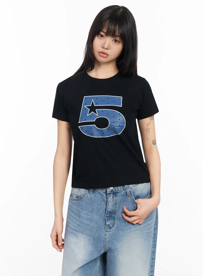 polka-dot-graphic-number-crop-tee-ia523