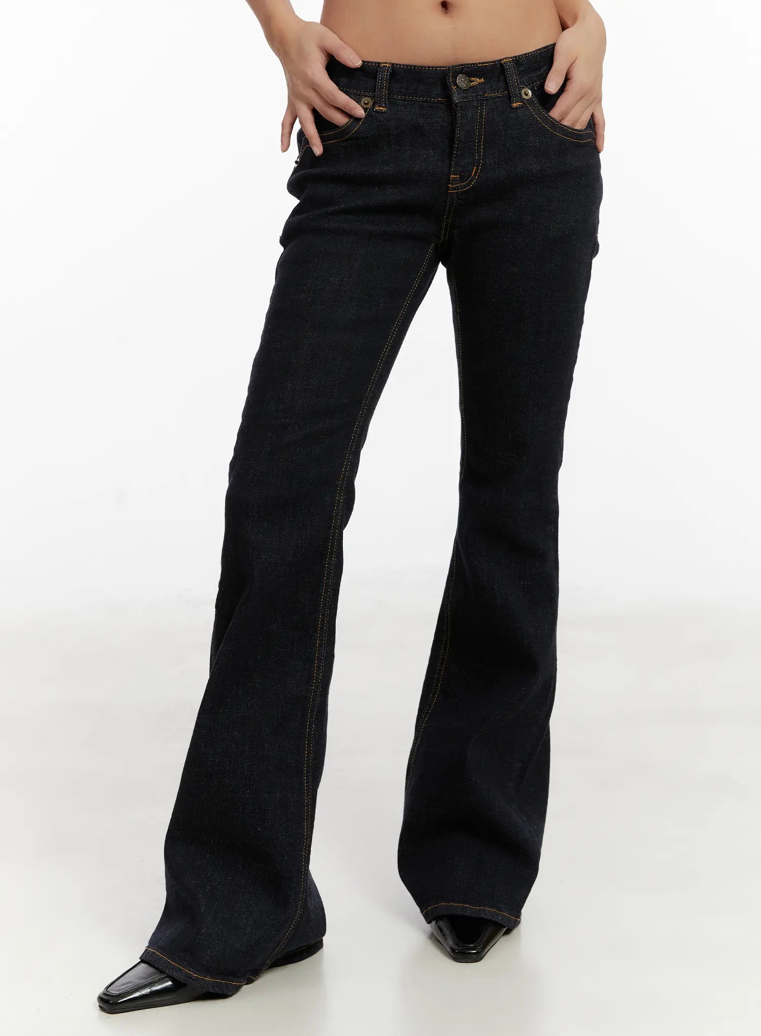 Adalee Non-Fade Low-Rise Flare Jeans CD515 in Dark blue, size L