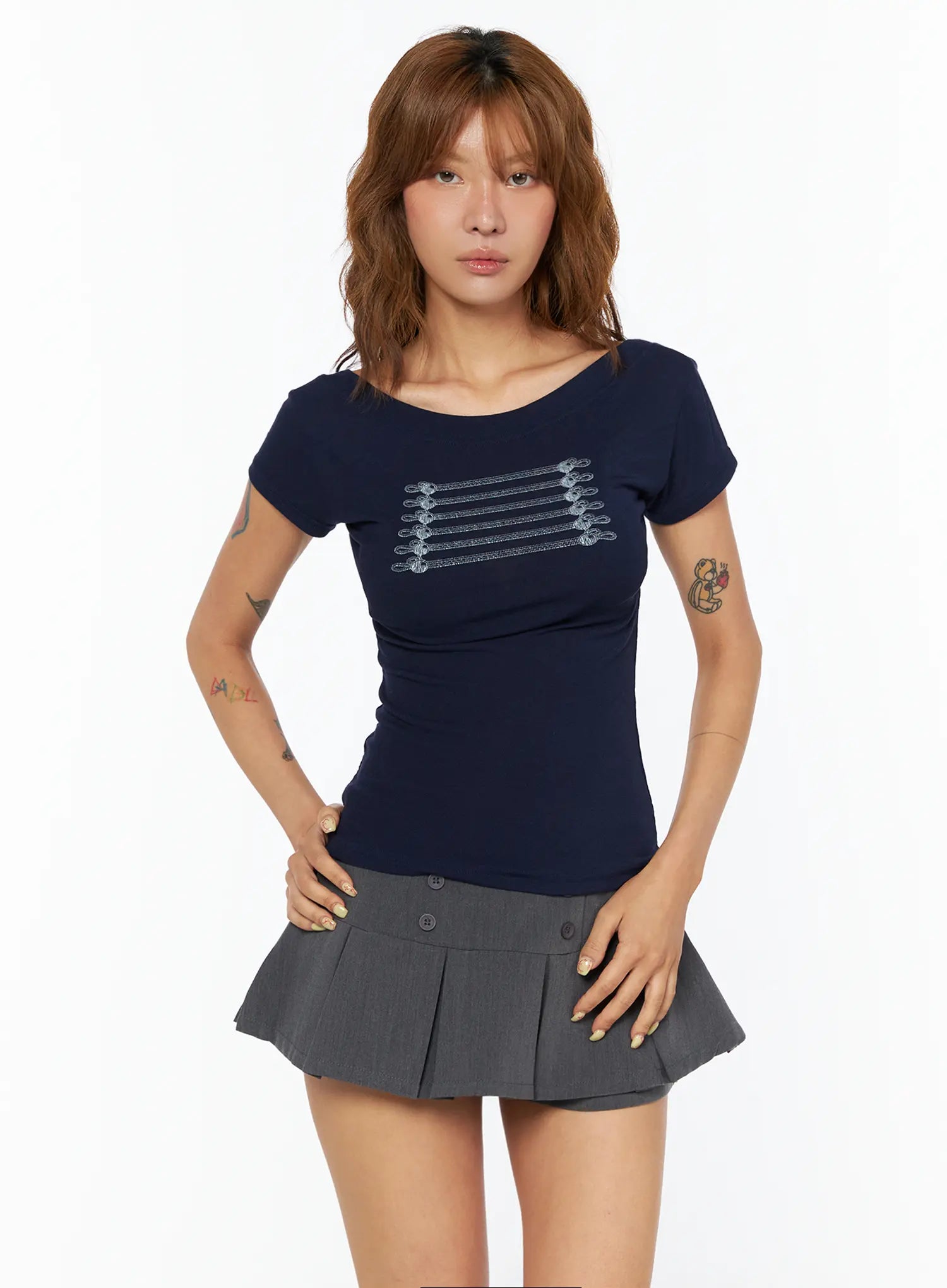 edgy-rope-graphic-top-cu518 / Dark blue