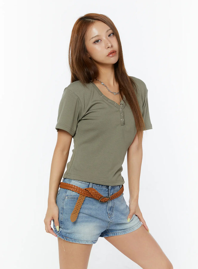 casual-v-neck-short-sleeve-tee-cy520 / Light green