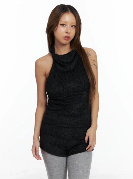 textured-knit-turtleneck-top-in528