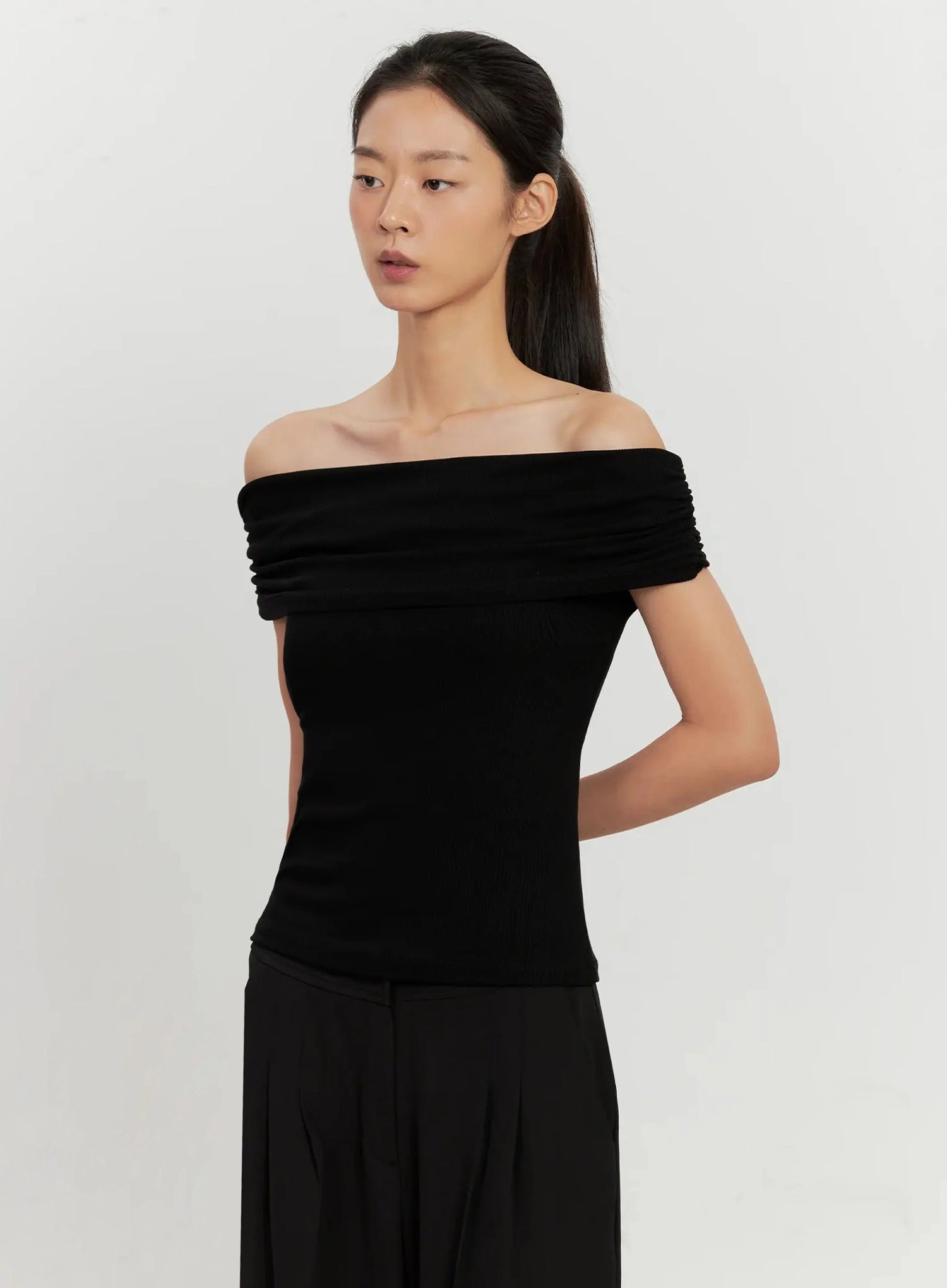 classic-off-shoulder-top-il528