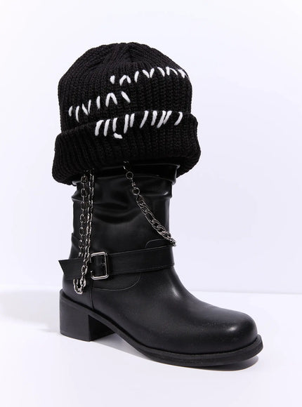 mens-black-hand-stitched-beanie-il511