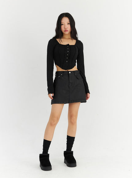 simple-faux-leather-mini-skirt-cn303