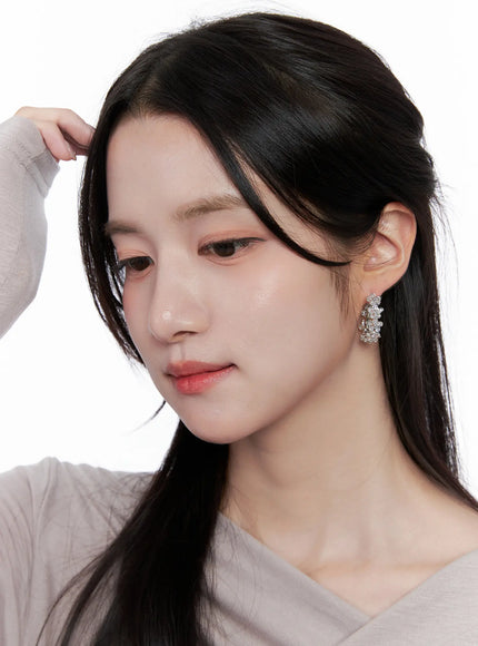 petal-hoop-earrings-cs523