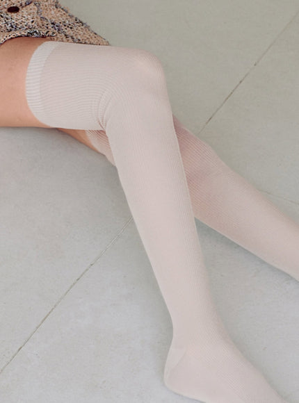 lingling-knee-socks-ia521