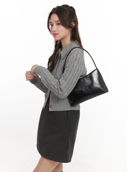 classic-square-shoulder-bag-cj514