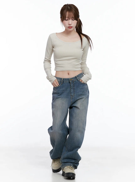 basic-u-neck-long-sleeve-crop-tee-cg529