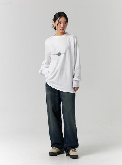 graphic-loose-fit-long-sleeve-tee-cs320