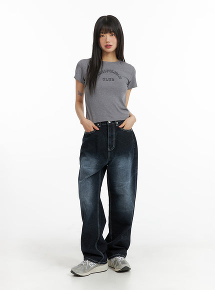 graphic-lettering-dark-washed-baggy-jeans-cm412