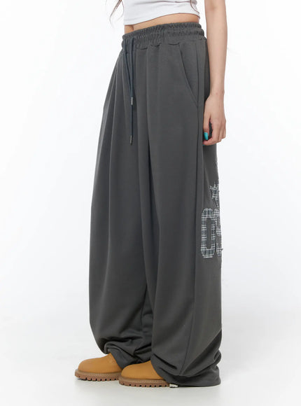 plaid-graphic-wide-leg-sweatpants-cy529