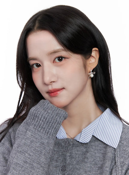 ribbon-and-faux-pearl-earrings-cs523