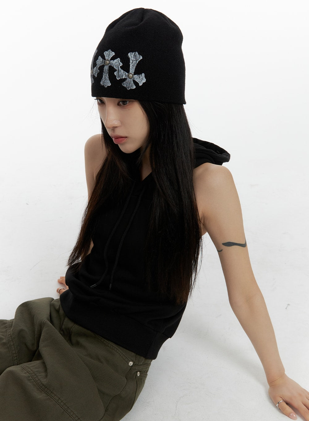 Dark Grunge Stud Graphic Beanie CF428 - Korean Women's Fashion 