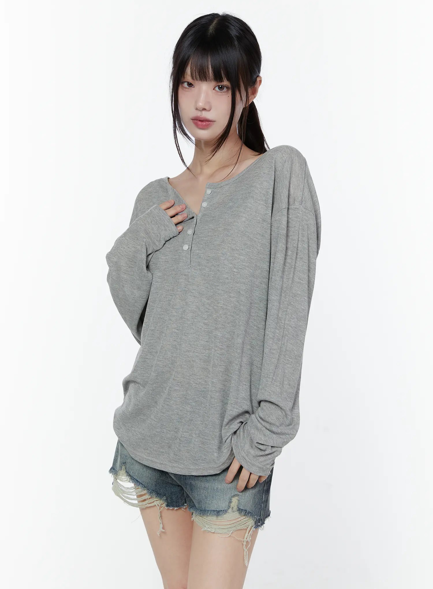 relaxed-fit-ribbed-henley-tee-cu508 / Gray