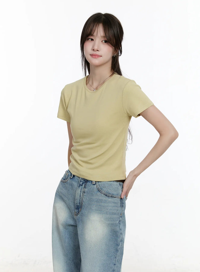 basic-u-neck-short-sleeve-tee-cm505 / Light yellow
