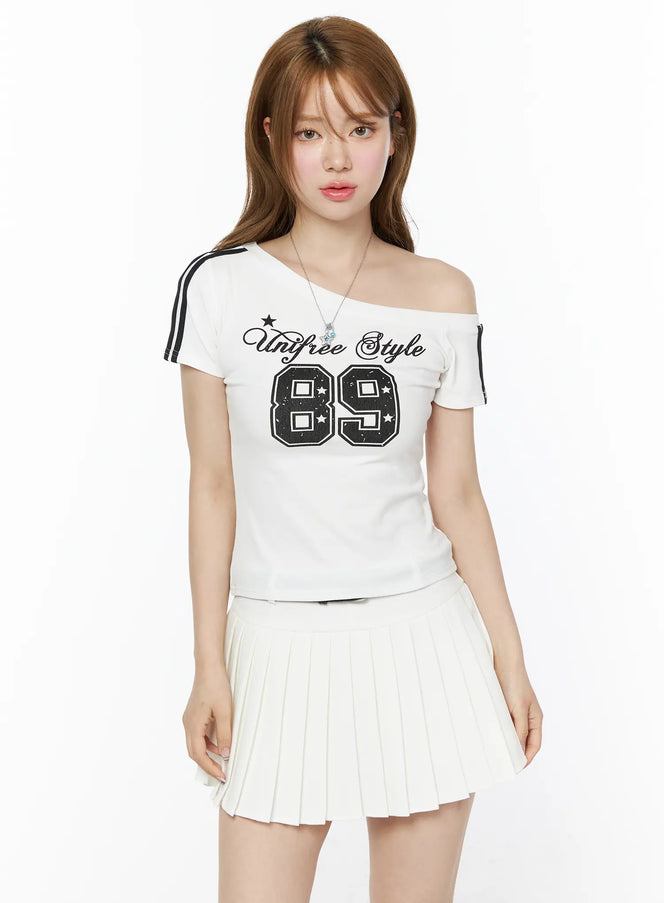 sporty-one-shoulder-graphic-tee-cu511 / White
