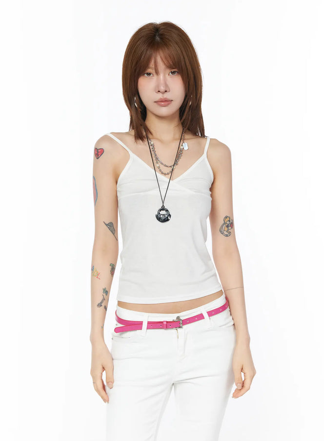 v-neck-sleeveless-top-cy527 / White