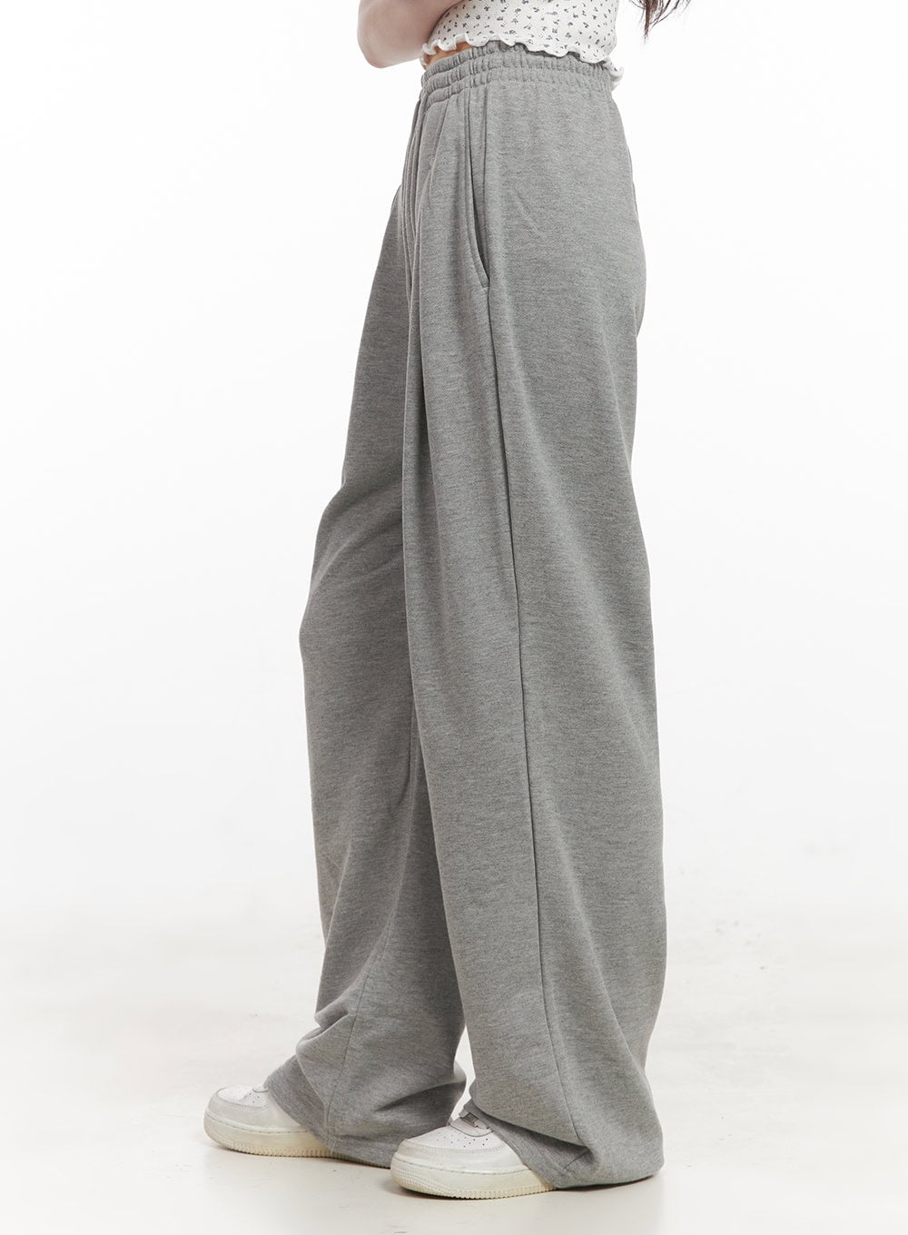 pintuck-straight-leg-sweatpants-cj528