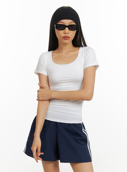 basic-round-neck-t-shirt-iy422