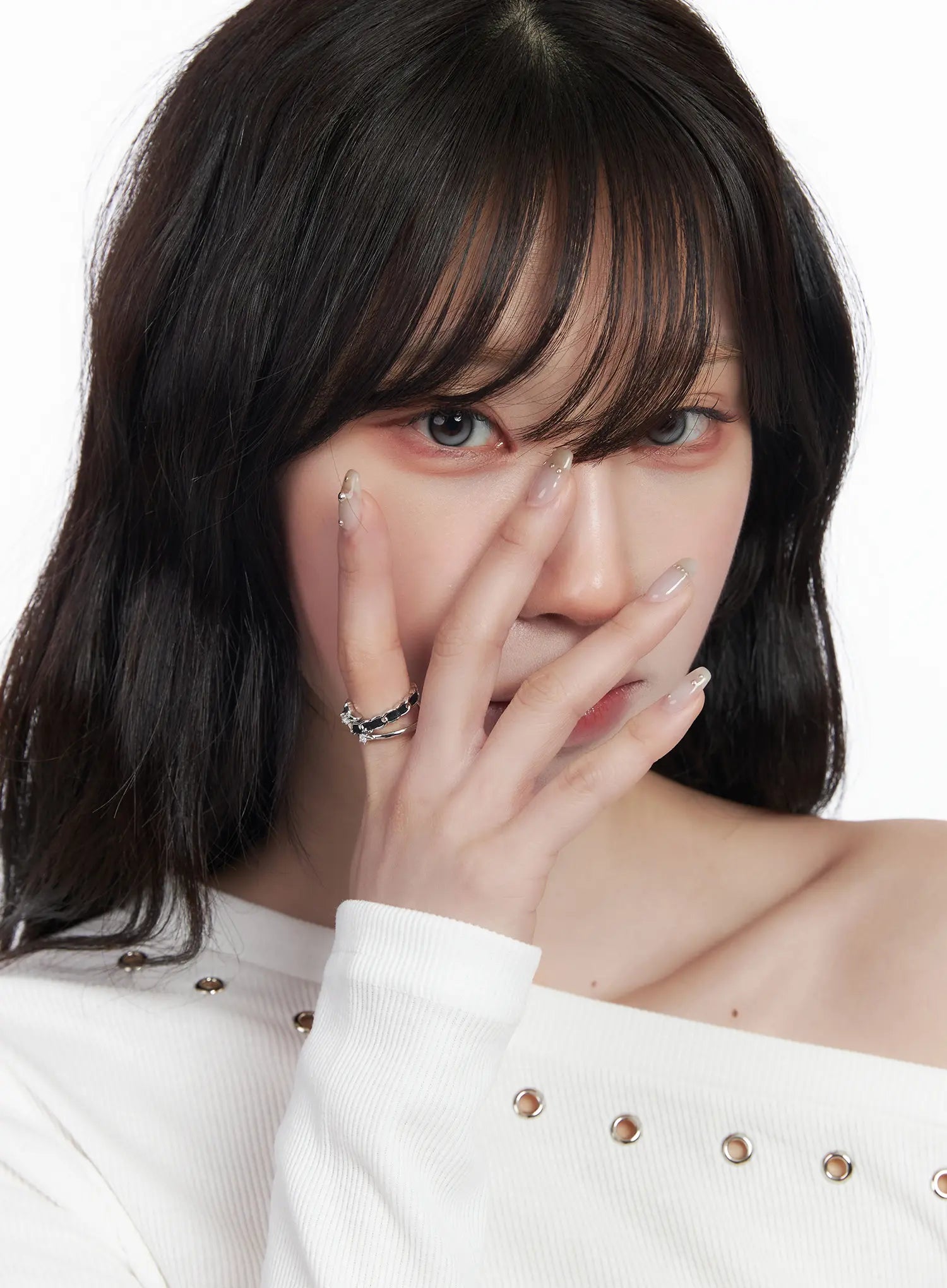 black-twisted-ring-cf525