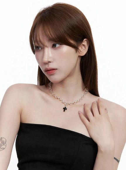 black-cross-chain-necklace-ig528