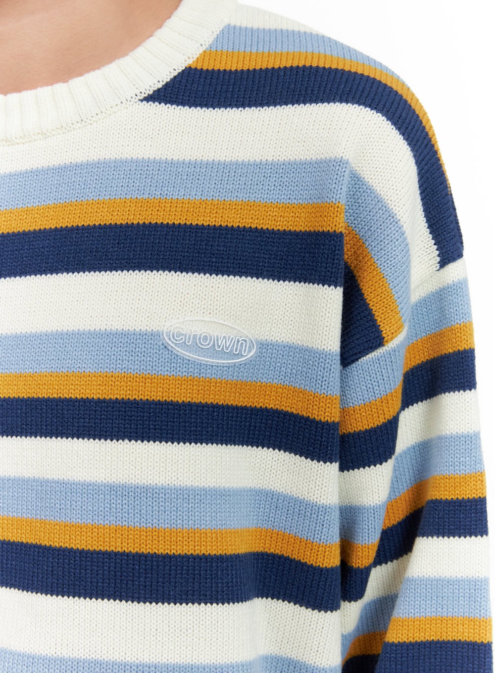 mens-striped-round-neck-sweater-in426