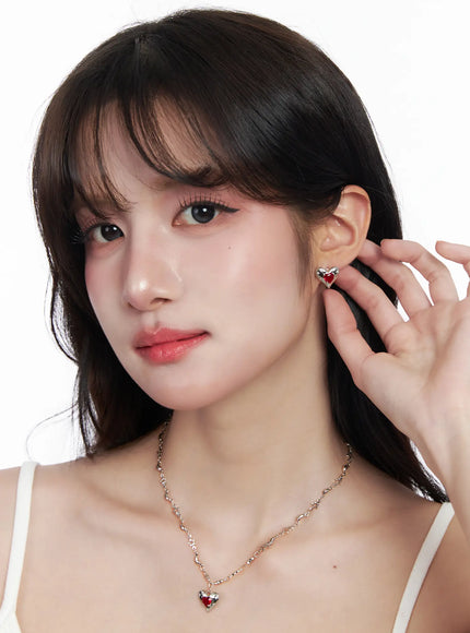 red-heart-pendant-necklace-cj523