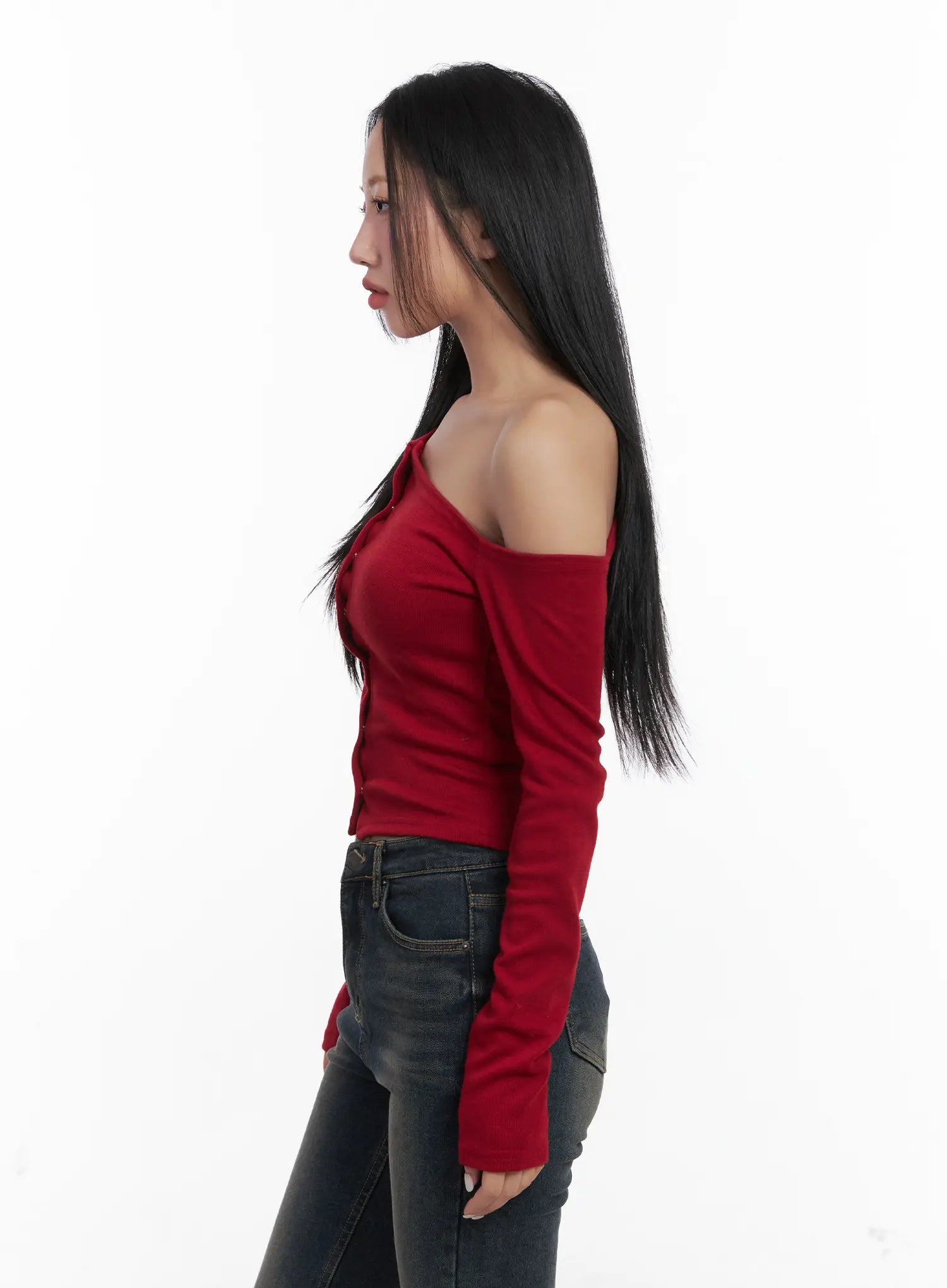 asymmetric-buttoned-shoulder-top-cd501