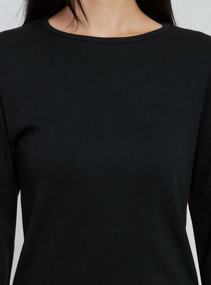 essential-long-sleeve-top-io530
