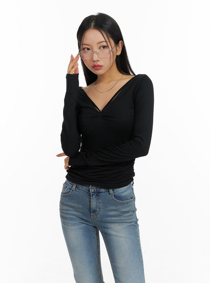 slim-fit-shirred-v-neck-long-sleeve-cm411