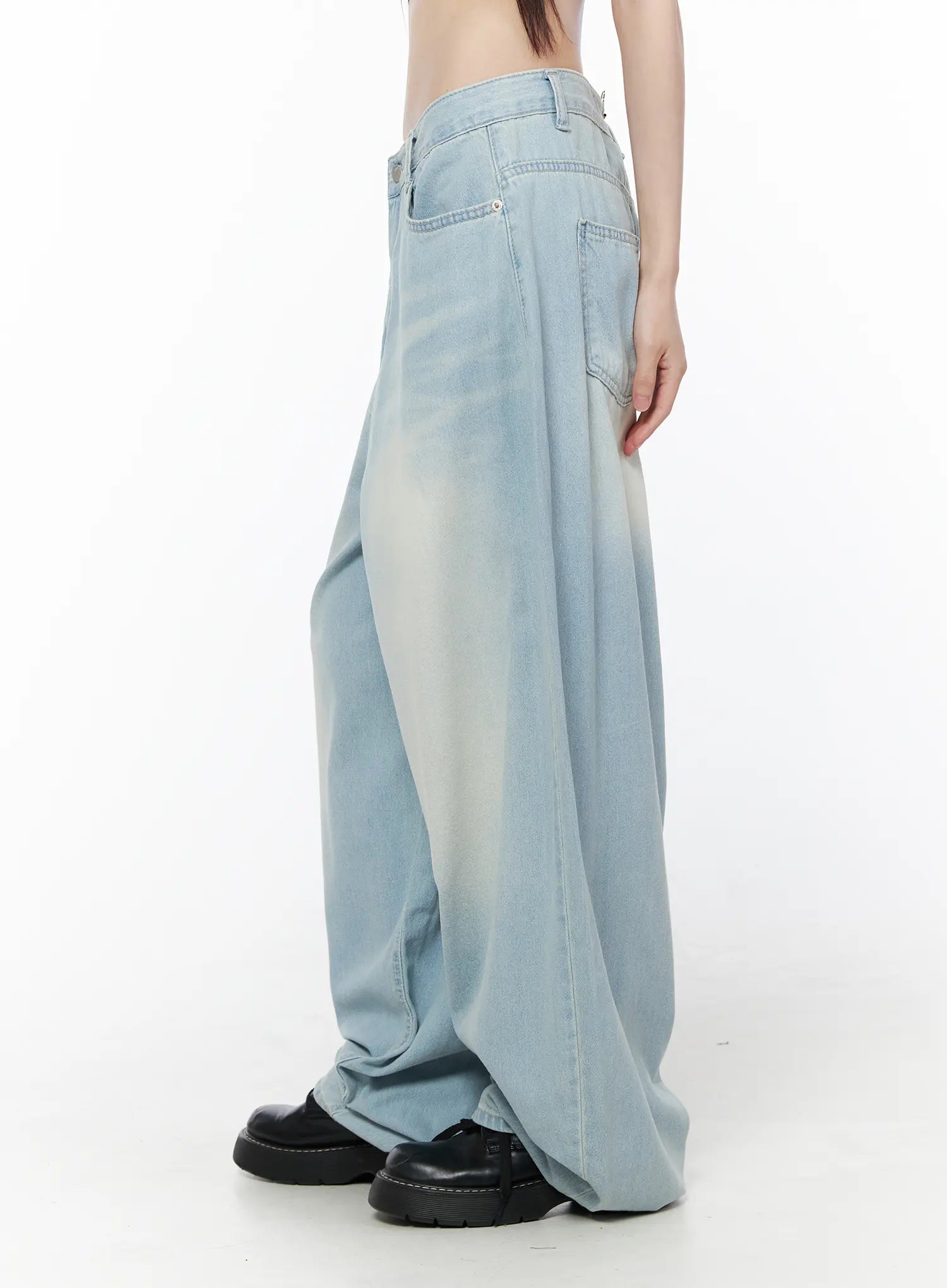 ozzy-washed-wide-leg-jeans-cu519