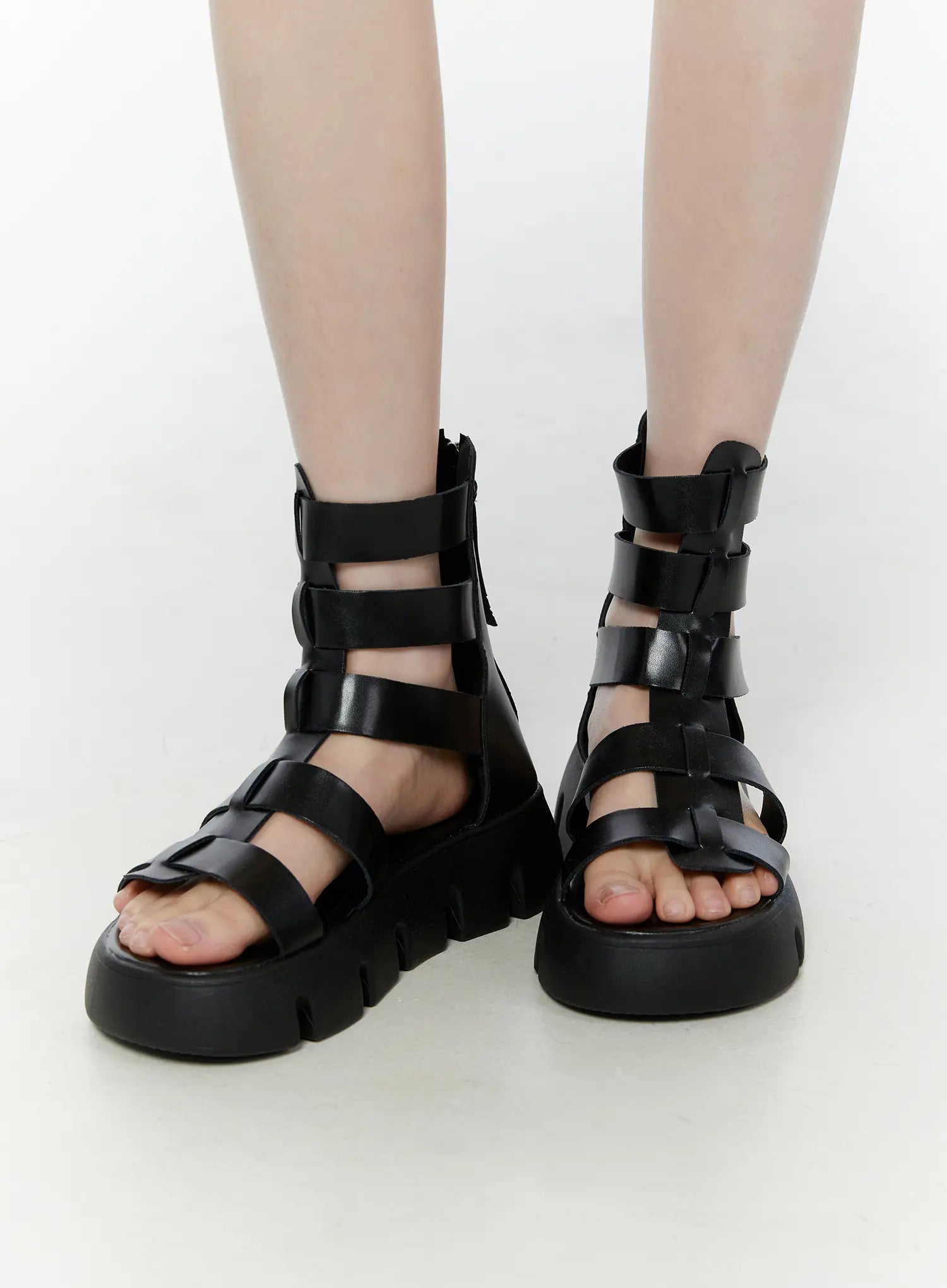 vegan-leather-gladiator-sandals-cu508