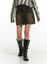 destroyed-hem-denim-mini-skirt-cm427