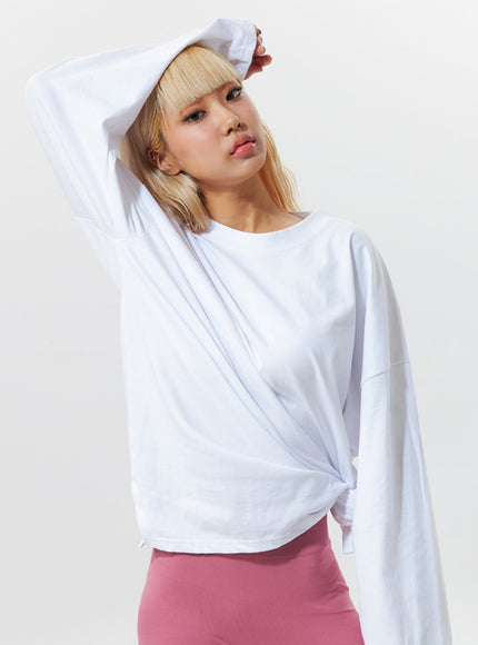 loose-fit-basic-long-sleeve-tee-ig320