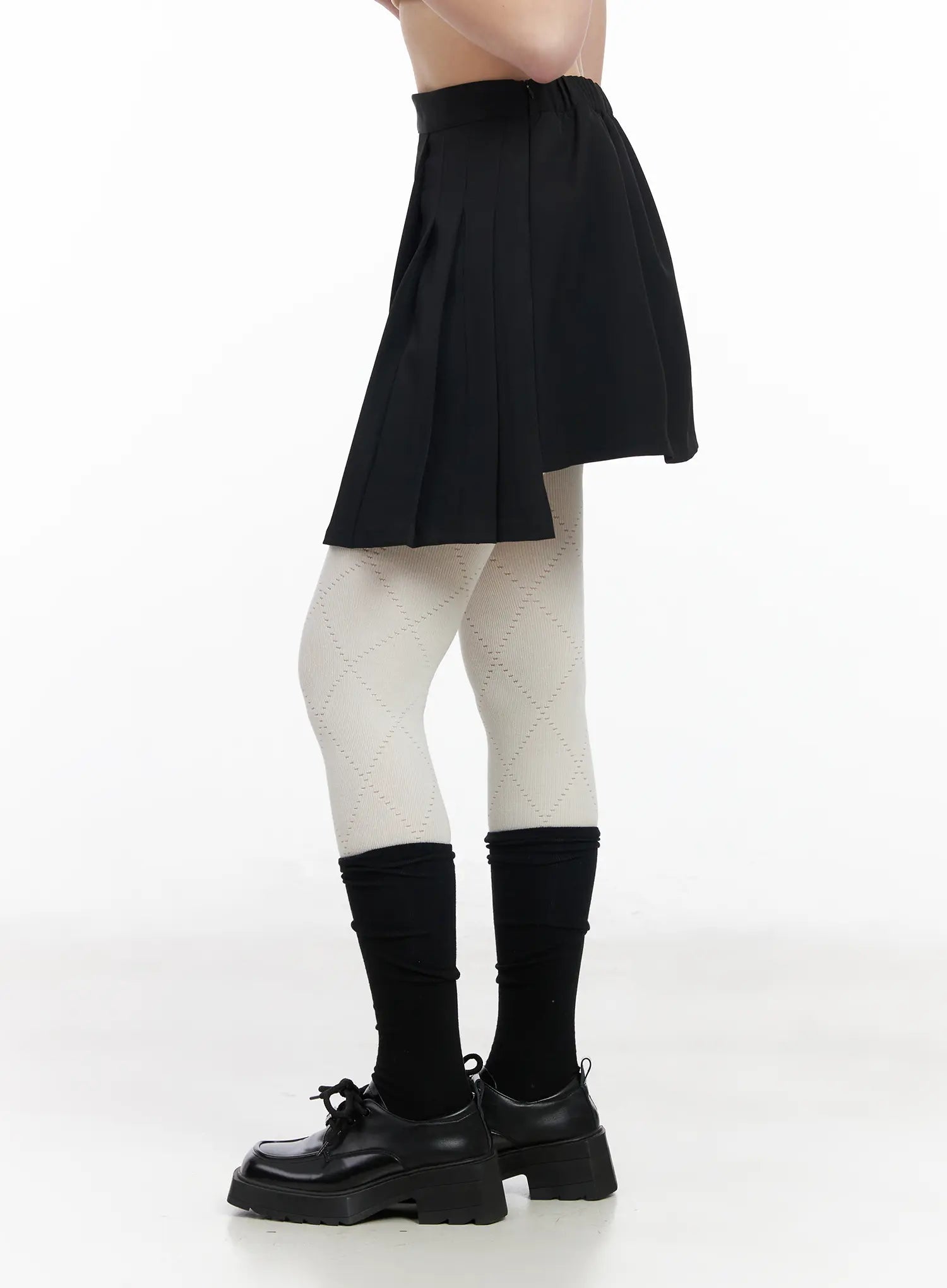 asymmetric-pleated-mini-skirt-cm513