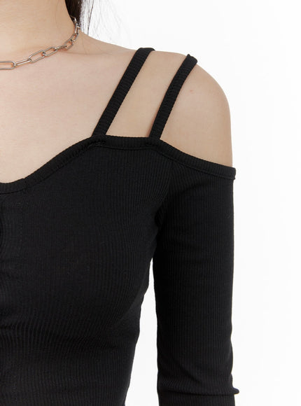 cold-shoulder-button-ribbed-crop-top-ca416