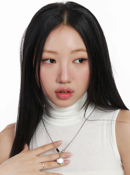 hexagon-pendant-necklace-cd530