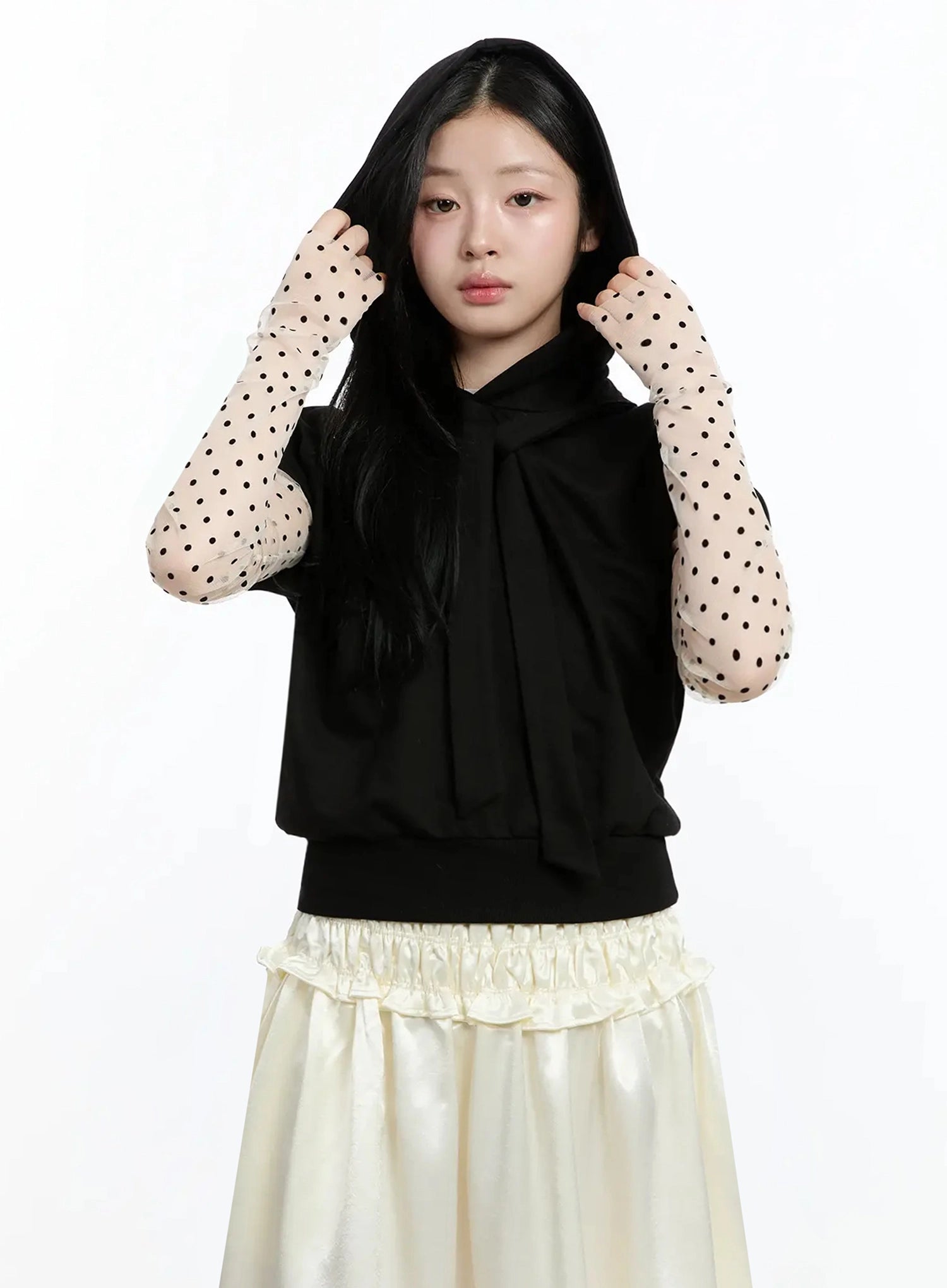 ribbon-detail-short-sleeve-hoodie-im519