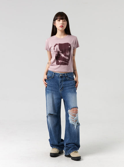 mid-wash-ripped-jeans-cl328