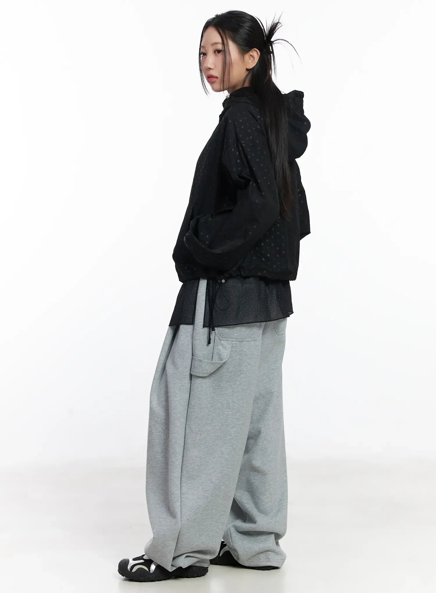 oversized-sweatpatns-cj530