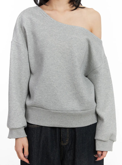 one-shoulder-fleece-sweatshirt-cd508