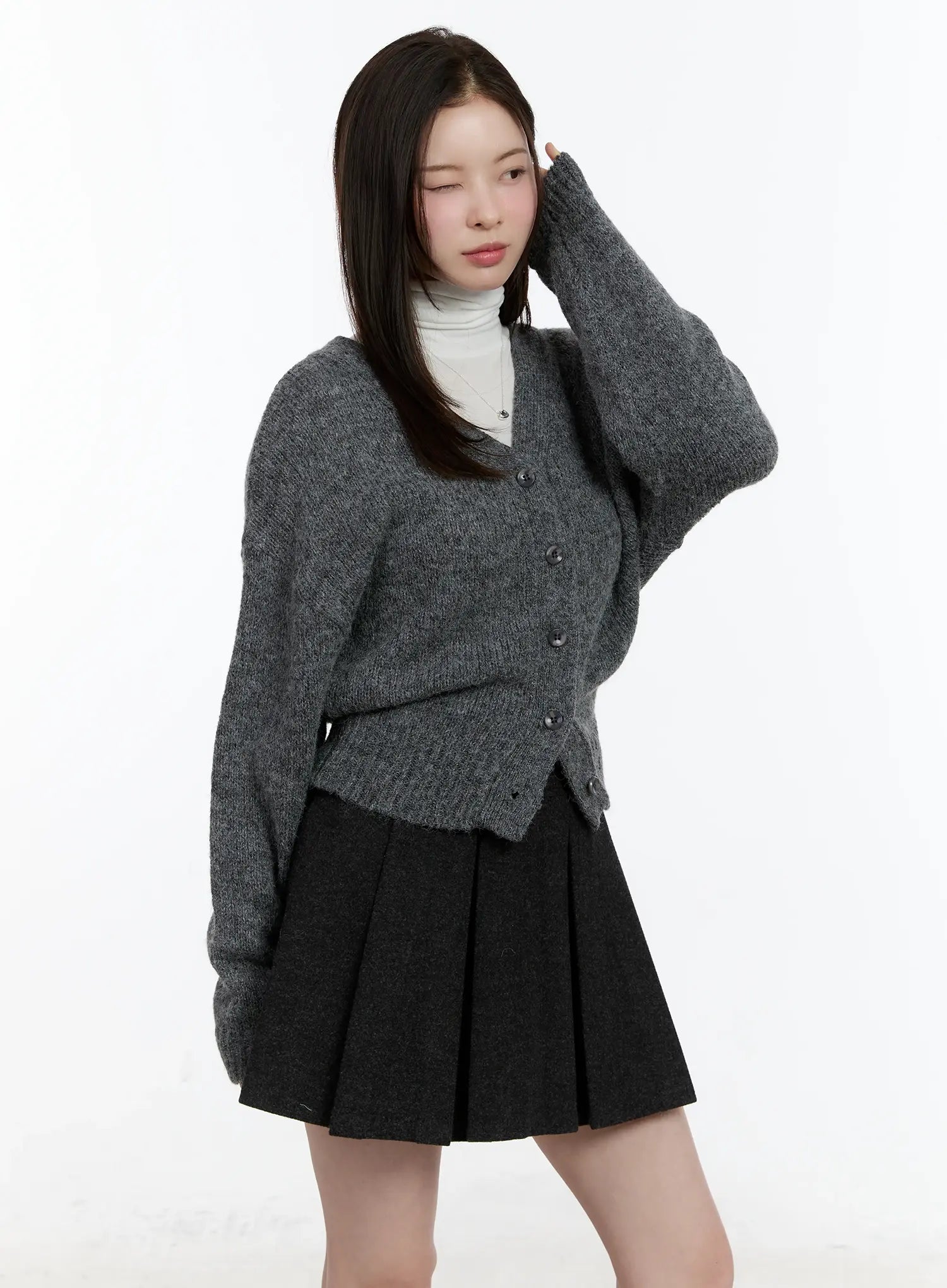 reversible-classic-v-neck-cardigan-id511