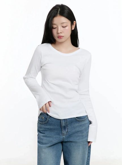 classic-round-neck-long-sleeve-top-im519