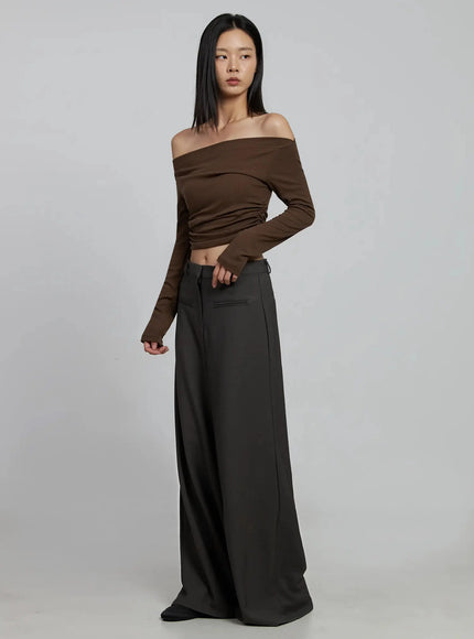 wide-leg-tailored-trousers-im520