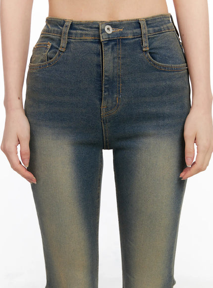 emmy-washed-flare-jeans-cc1109